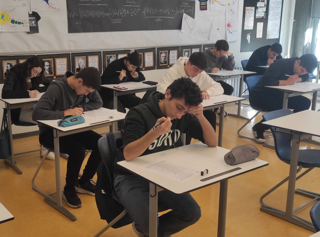 11. Sınıf Öğrencilerimizin Math League Serüveni Devam Ediyor-1