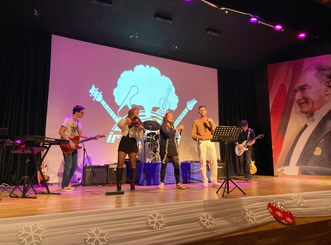 Irmak Band ve Orkestra Kulübü Öğrencilerimizden Yeni Yıl Konseri-10