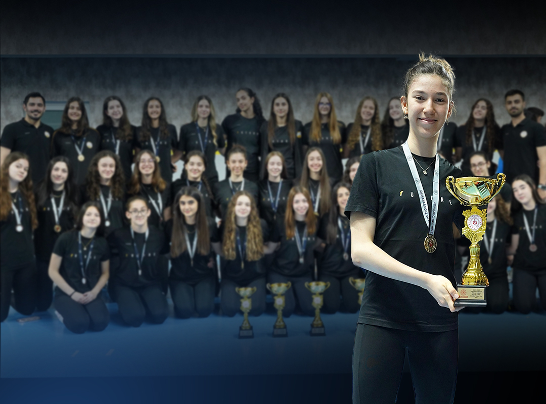 Lise Öğrencimiz Selen Dönmez’in Voleybol Başarısı