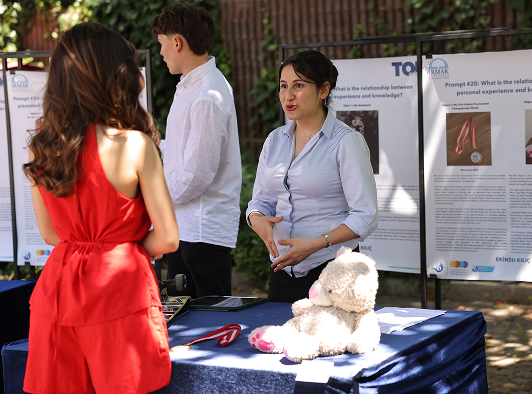 TOK Exhibition’da Bilginin İzinde-06