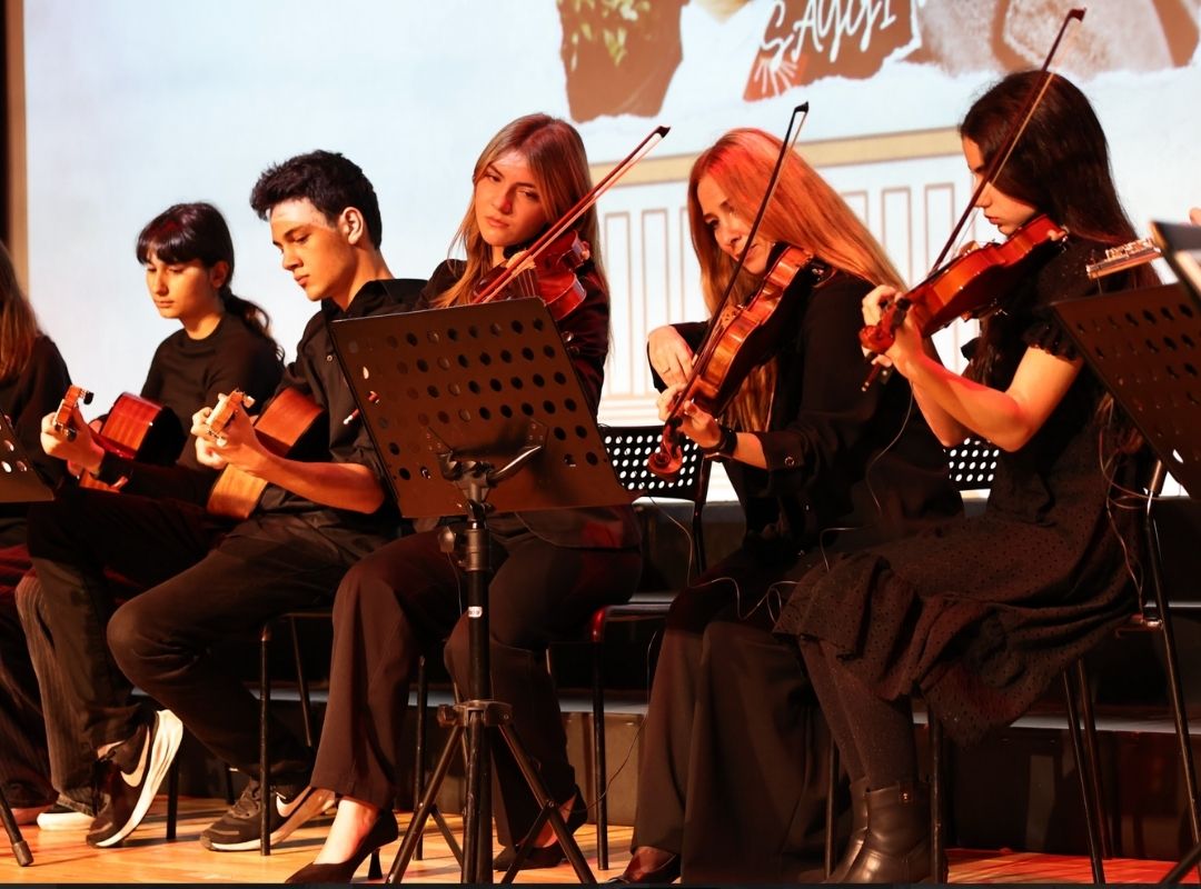 Ata’ya Saygı Konseri17 Ata’ya Saygı Konseri17