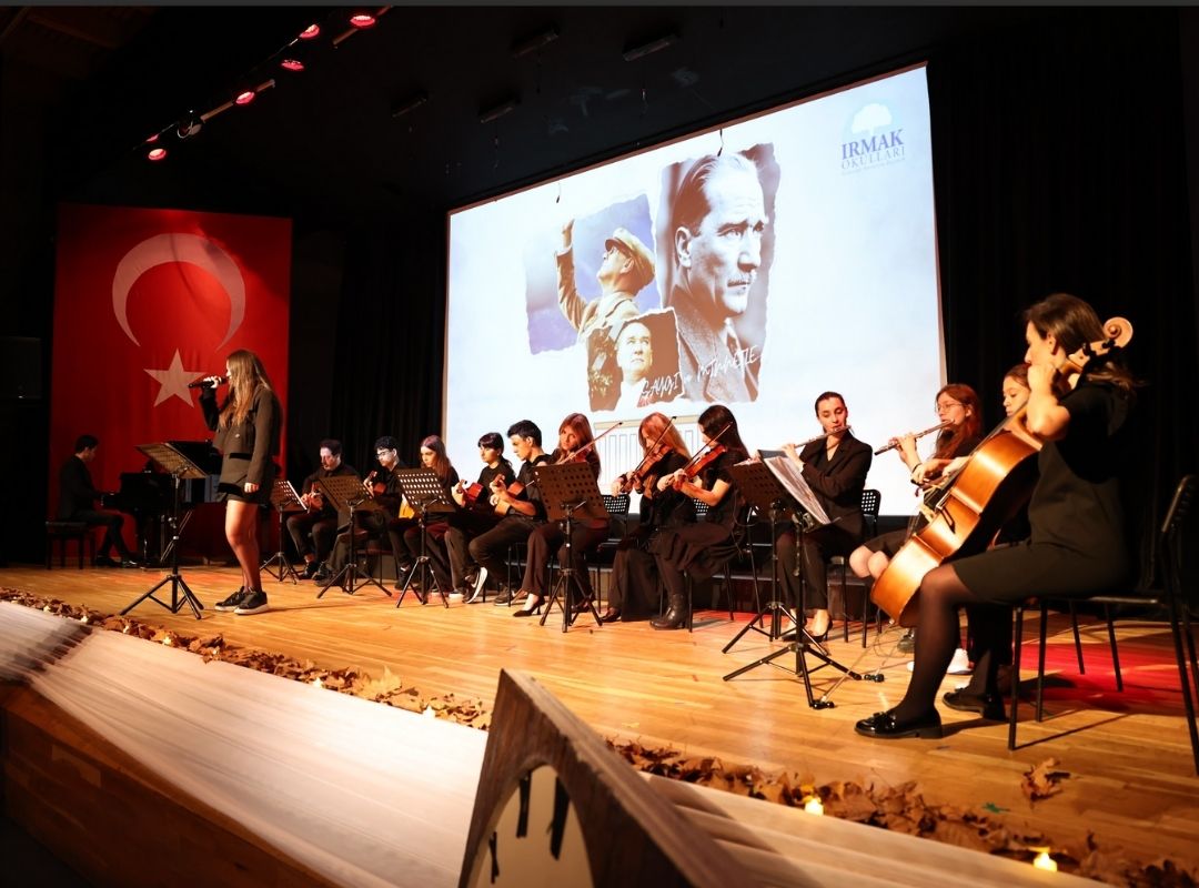 Ata’ya Saygı Konseri18 Ata’ya Saygı Konseri18