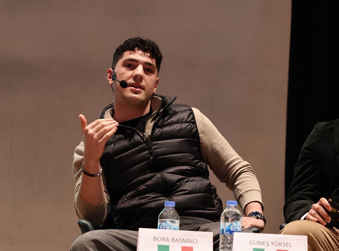 Deneyimden Geleceğe Yurt dışı Mezunlar Paneli-07 Deneyimden Geleceğe Yurt dışı Mezunlar Paneli-07