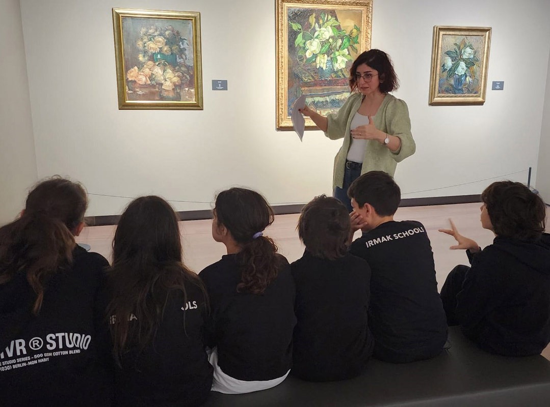 6th grade trip to İstanbul painting and sculpture museum