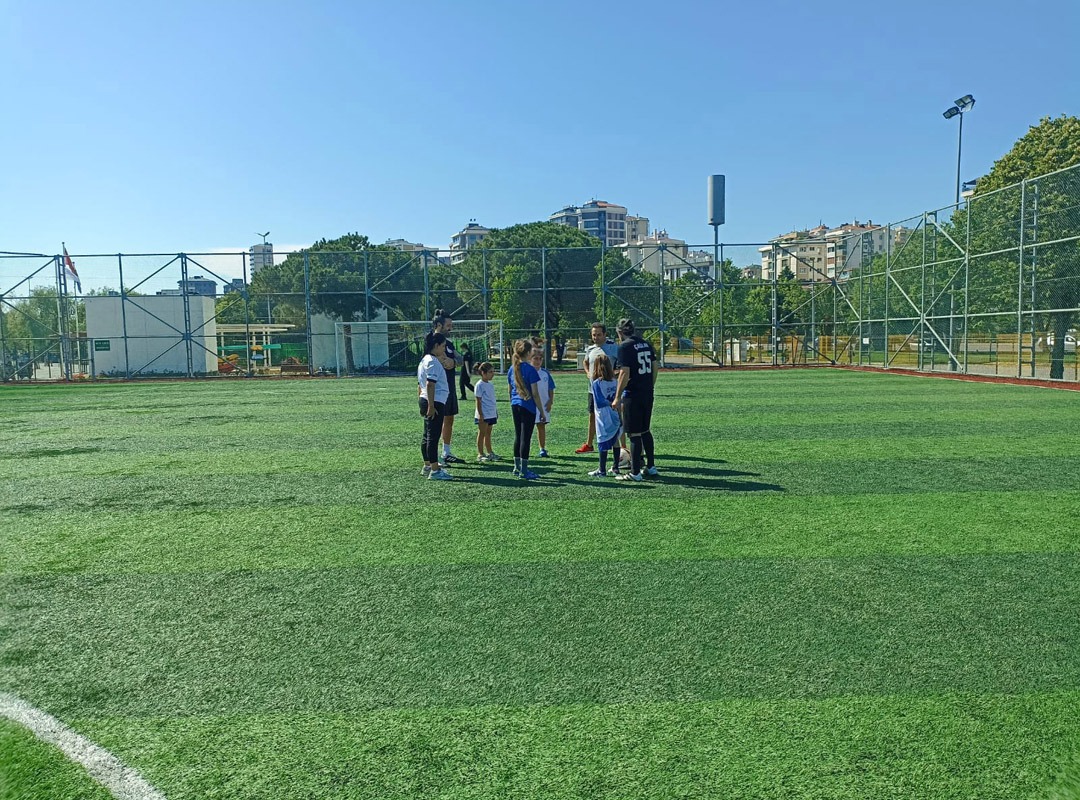 Kız Futbol Takımı-5