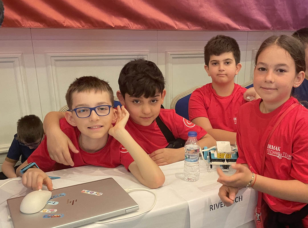 Maestrobot Türkiye Finalinden Büyük Başarı-1