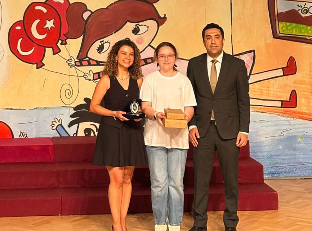 Duru TUNCAYLI won the first place in Istanbul’s Mysteries Story Contest!