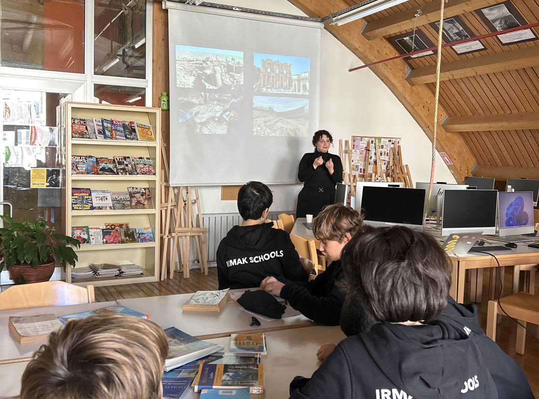 FLL Kulübü Geçmişi Kazmak! / Arkeoloji Dünyasını Keşfetmek!