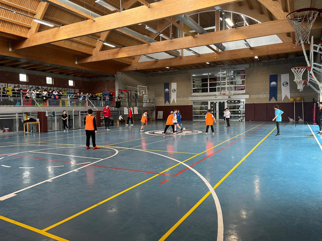 İlkokul Futsal Cup Turnuvamızı Tamamladık.-7