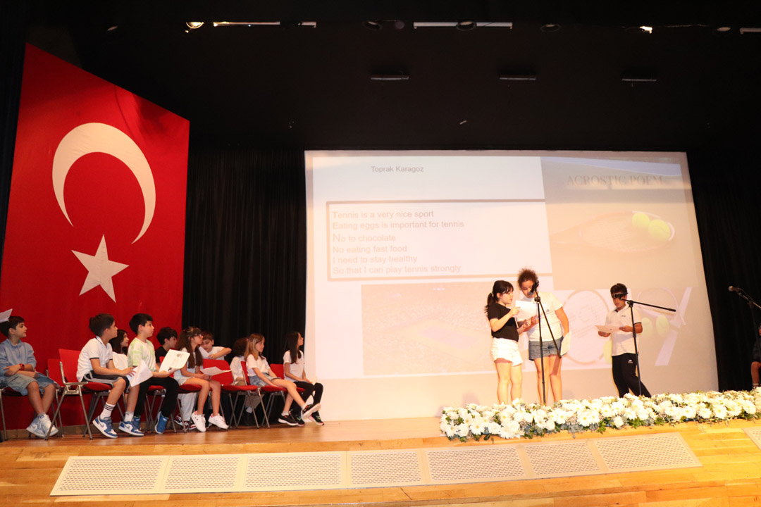 4. Sınıflar 2023 Poetry Slam Etkinliği-15