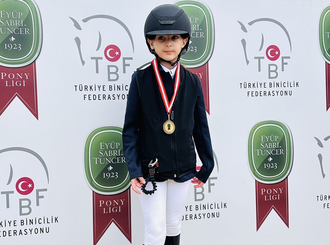 Equestrian Success of our student Zeynep TERECE