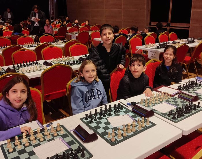 İstanbul Okul Sporları Satranç Turnuvası’nda Öğrencilerimiz Centilmence Mücadele Etti!