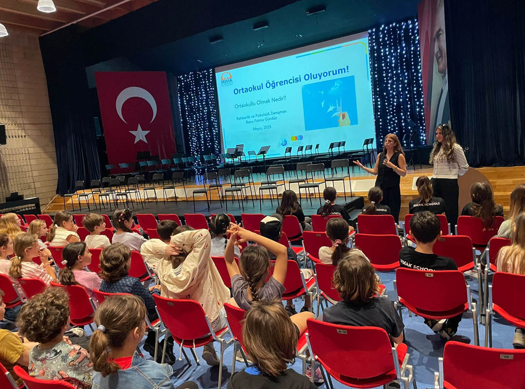 Dördüncü Sınıf Öğrencilerimizle Ortaokula Yolculuk: Bilgilendirici Sunum ve Akran Paylaşımı Etkinliği Gerçekleştirildi