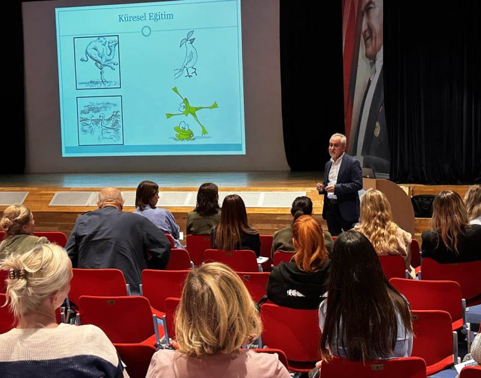 “Düşünme Becerilerinin Eğitim ve Yaşam Becerilerine Etkisi” İsimli Veli Semineri Gerçekleştirildi