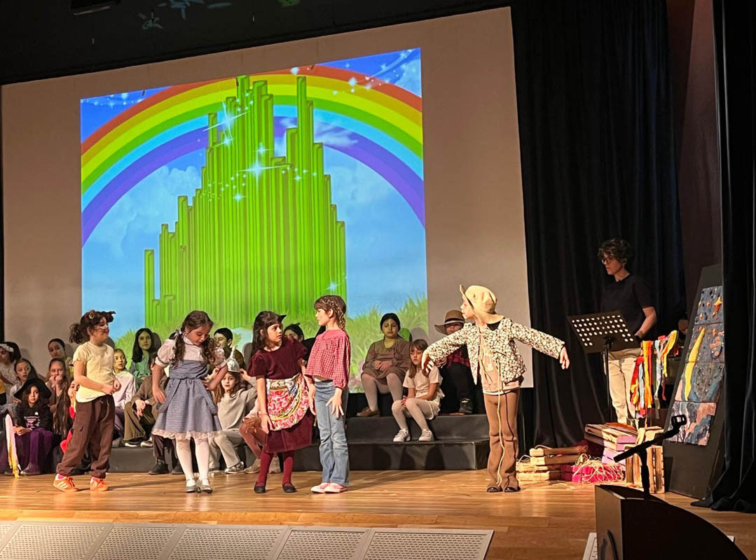 Drama Kulübümüz The Wizard of Ozu Sahneledi!-3 Drama Kulübümüz The Wizard of Ozu Sahneledi!-3