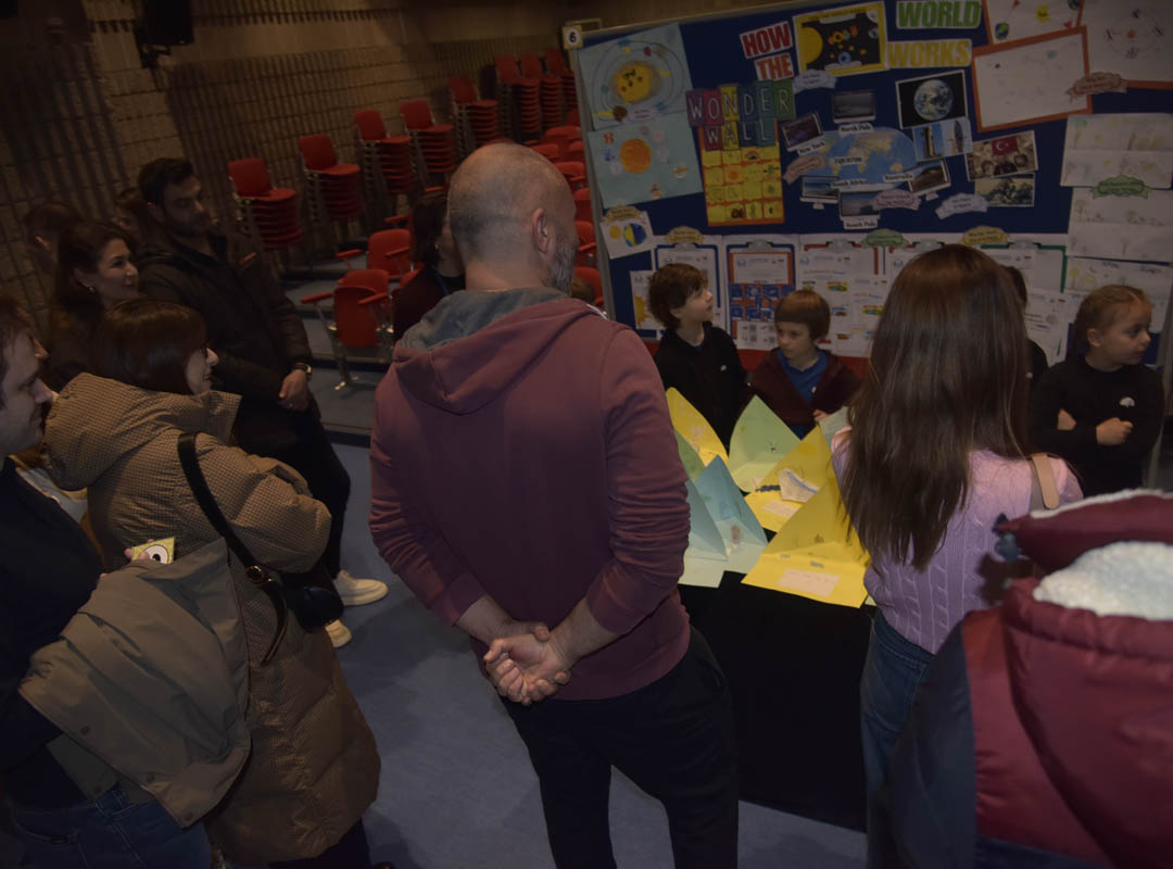 Mini Exhibition-04 Mini Exhibition-04