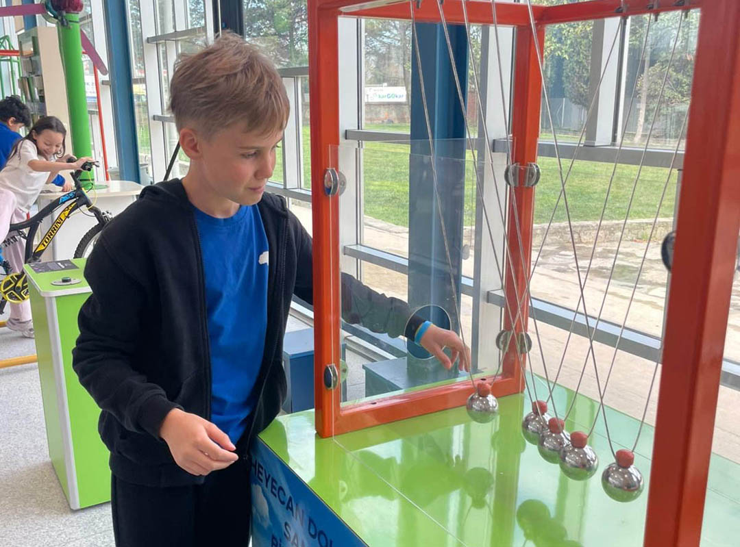 4. Sınıflar Sancaktepe Bilim Merkezi Gezisi-08 4. Sınıflar Sancaktepe Bilim Merkezi Gezisi-08