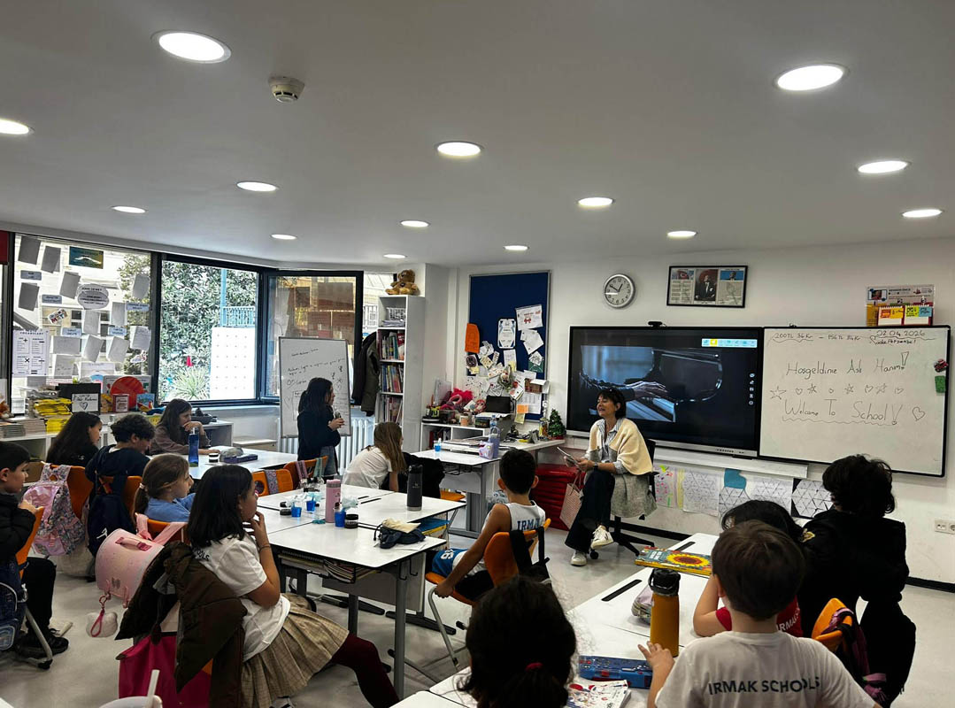 Farklı Dilde Okuyoruz!